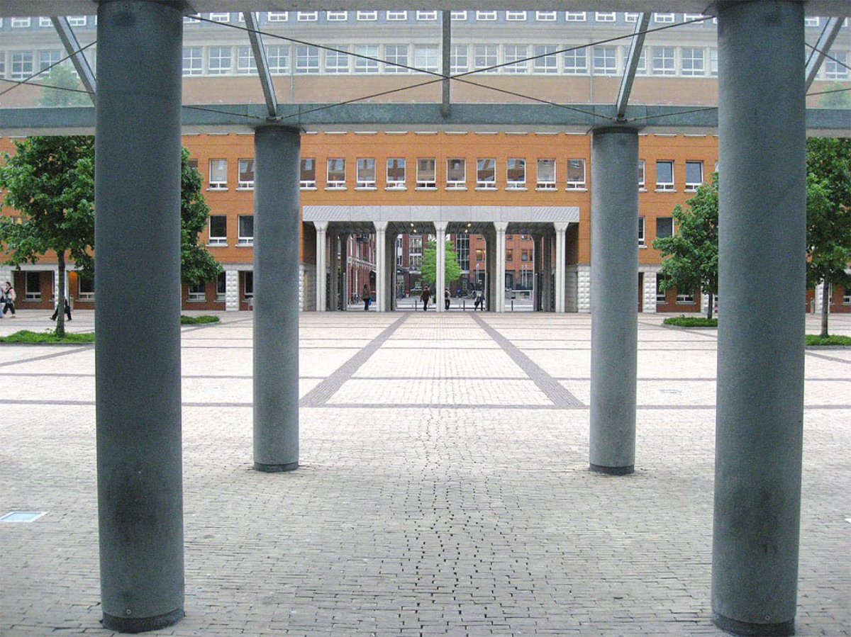 Paleiskwartier - Paleis van Justitie - s-Hertogenbosch - binnenplein.jpg 's-Hertogenbosch